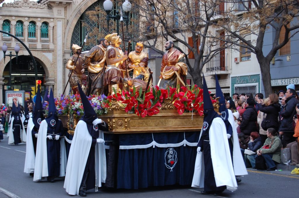 Sitios increíbles para disfrutar de la Semana Santa en España