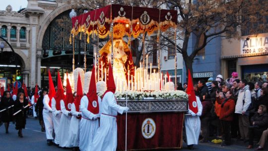Sitios increíbles para disfrutar de la Semana Santa en España